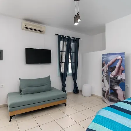 Stefania's Cycladic I *