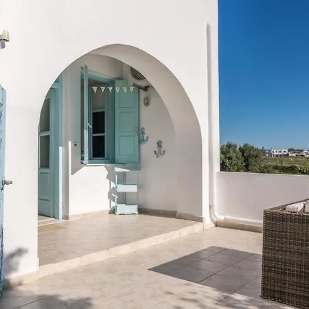 Stefania's Cycladic I Apartment *