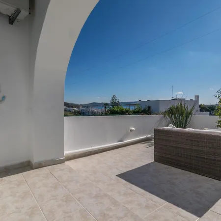 Stefania's Cycladic I Apartment *